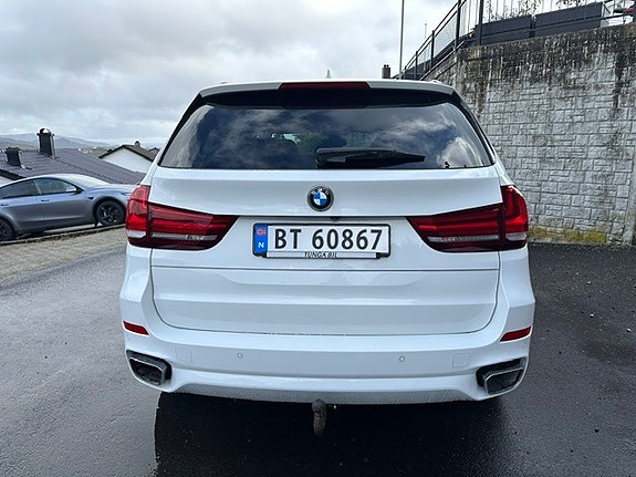 BMW X5 9 of 16