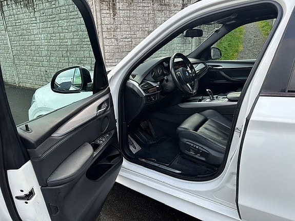 BMW X5 14 of 16