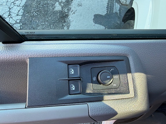 Volkswagen Crafter 11 of 30