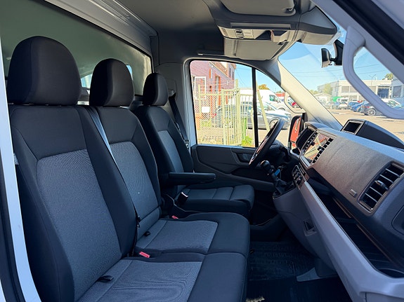 Volkswagen Crafter 10 of 30