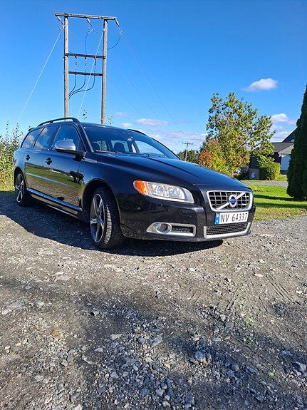 Volvo V70 5 of 23