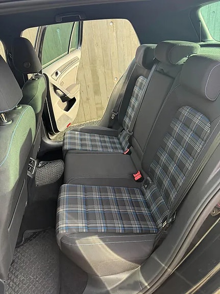 Volkswagen Golf VII 13 of 17