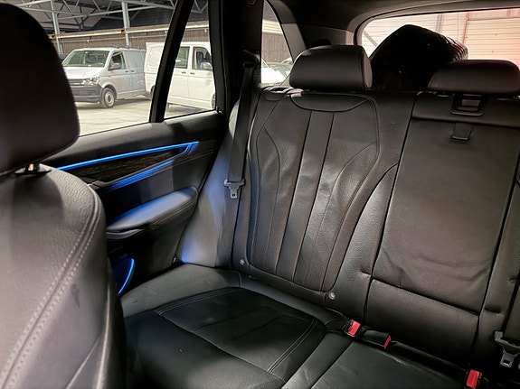BMW X5 21 of 30