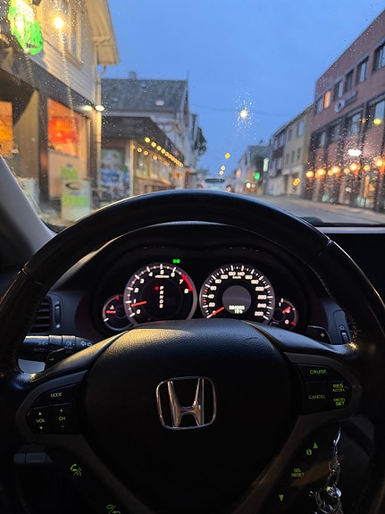 Honda Accord 4 of 14