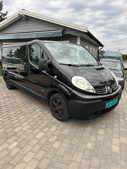 Renault Trafic 2 of 11