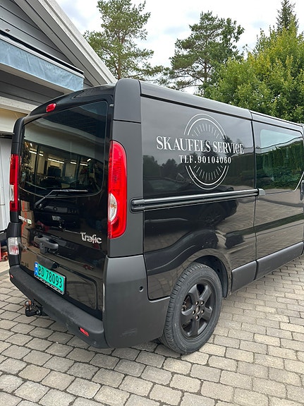Renault Trafic 4 of 11