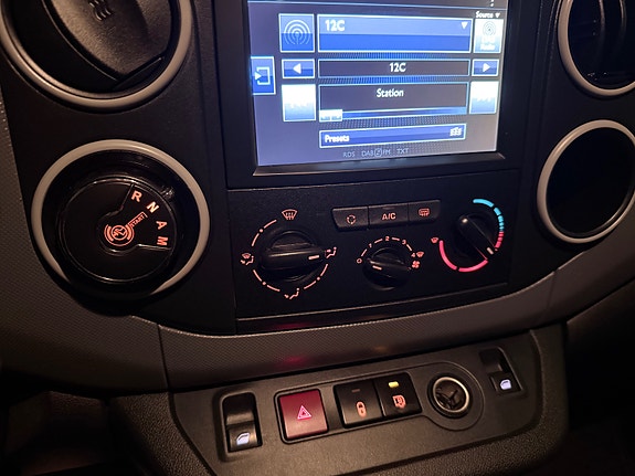 Peugeot Partner 22 of 25