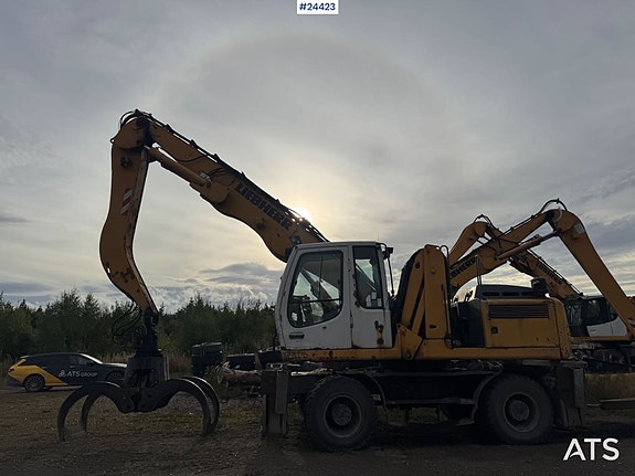Liebherr A904C Hjulgraver m/ hevbar hytte 2 of 14
