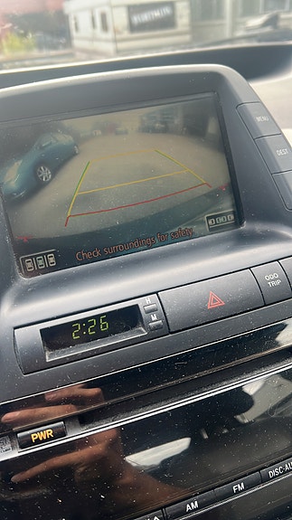 Toyota Prius 7 of 8