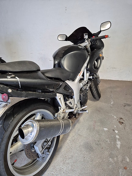 Suzuki SV 650 S 2 of 3