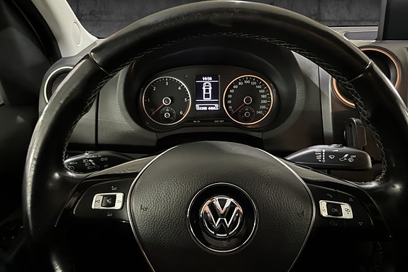 Volkswagen Amarok 17 of 22