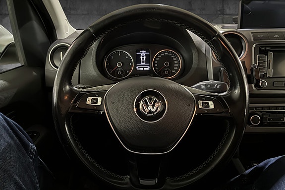 Volkswagen Amarok 16 of 22