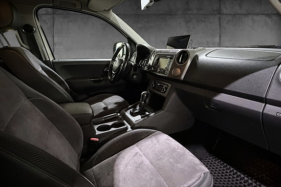 Volkswagen Amarok 19 of 22