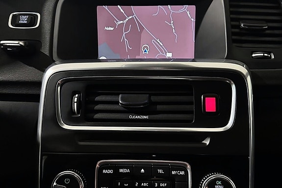 Volvo V60 16 of 17