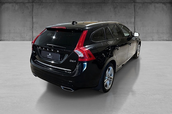 Volvo V60 5 of 17