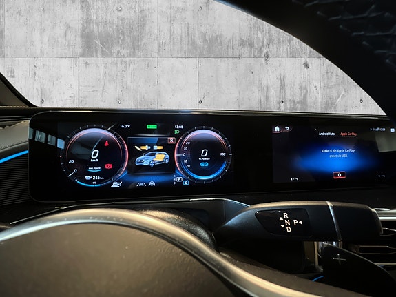 Mercedes-Benz EQC400 19 of 30