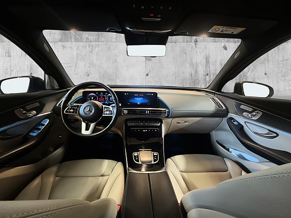 Mercedes-Benz EQC400 18 of 30