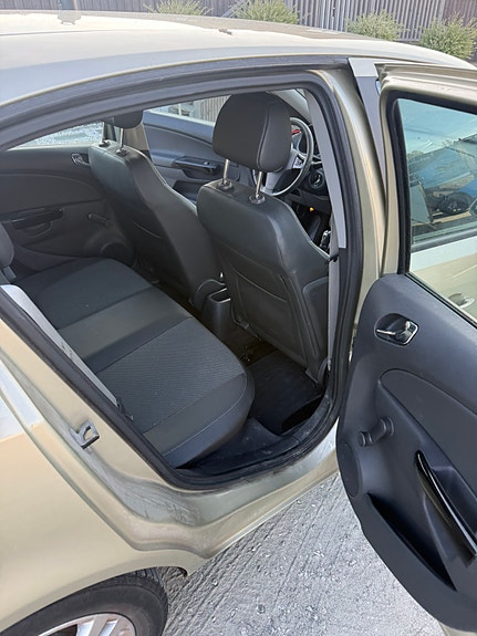 Opel Corsa 10 of 14