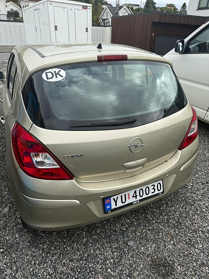 Opel Corsa 7 of 14