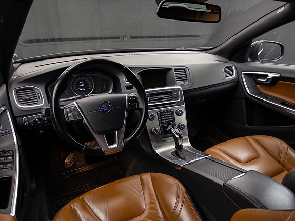 Volvo V60 25 of 30