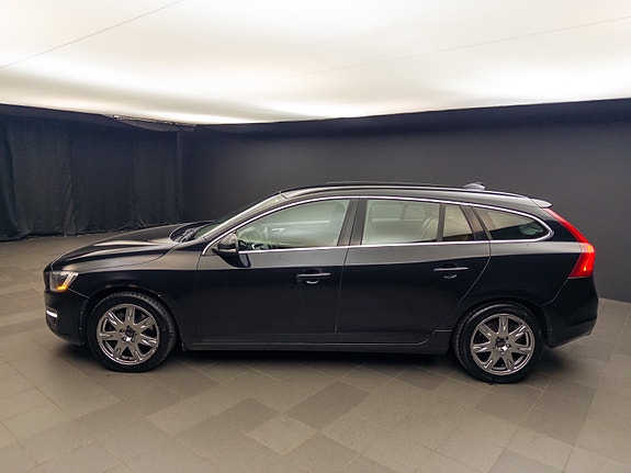 Volvo V60 5 of 30