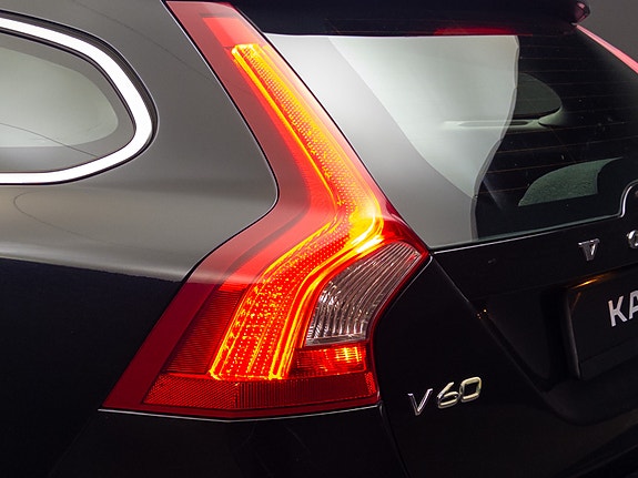 Volvo V60 17 of 30