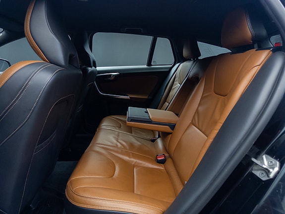 Volvo V60 22 of 30