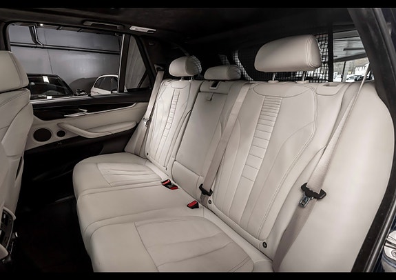 BMW X5 18 of 30