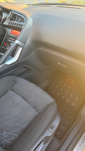Peugeot 3008 12 of 12