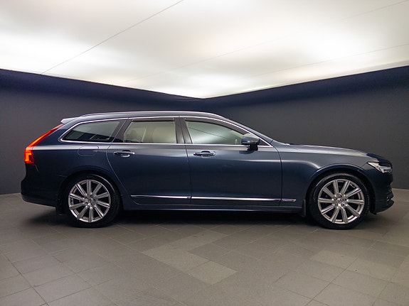 Volvo V90 5 of 30