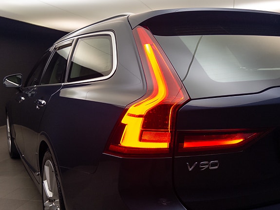 Volvo V90 24 of 30