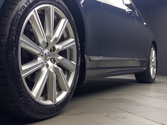 Volvo V90 16 of 30