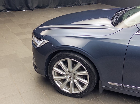 Volvo V90 17 of 30