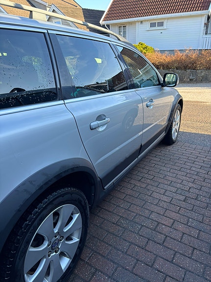 Volvo XC70 8 of 21