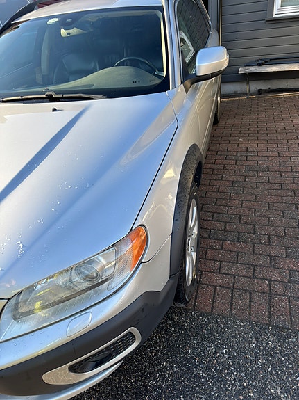 Volvo XC70 3 of 21