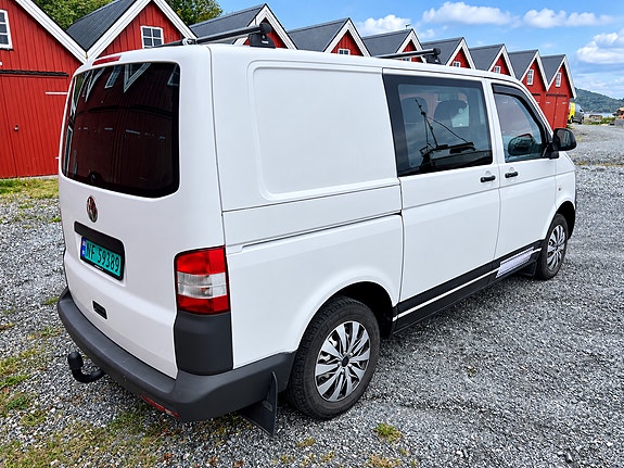 Volkswagen Transporter 2 of 15