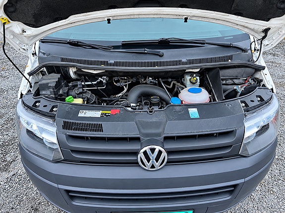 Volkswagen Transporter 5 of 15