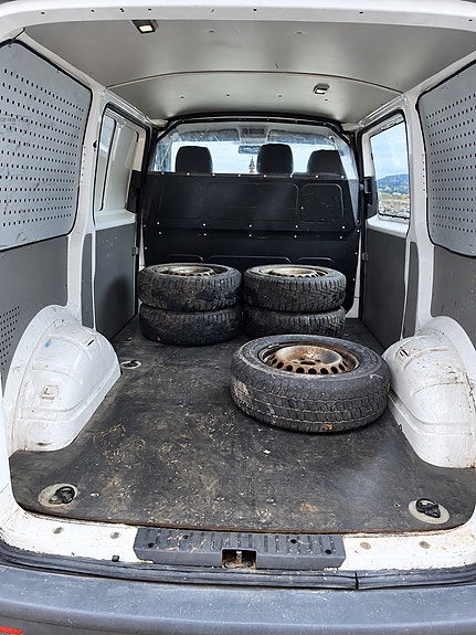 Volkswagen Transporter 4 of 15