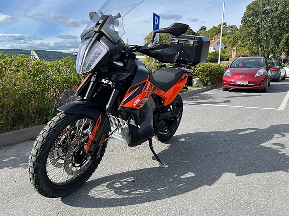 KTM 890 Adventure 5 of 14