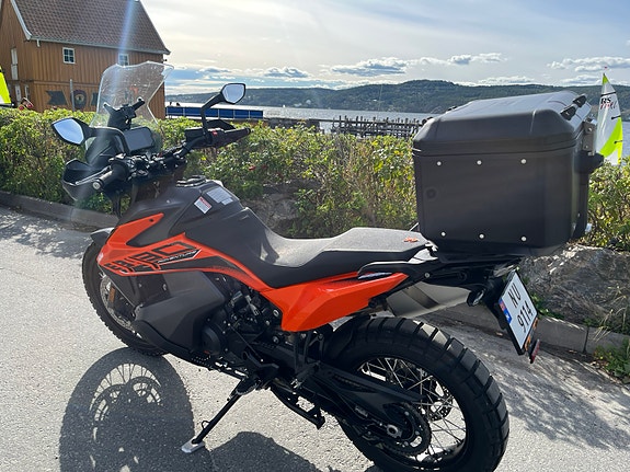 KTM 890 Adventure 2 of 14