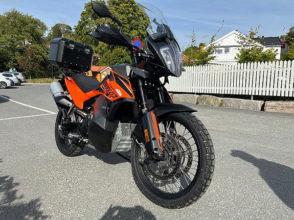 KTM 890 Adventure 3 of 14