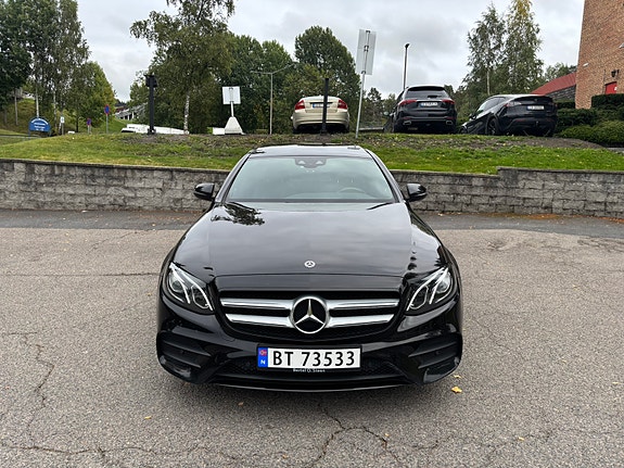 Mercedes-Benz E220 d 2 of 21