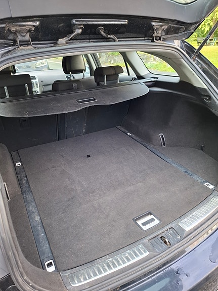 Toyota Avensis 3 of 11