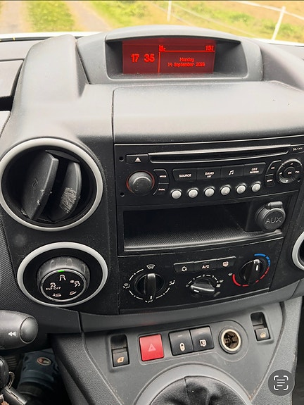 Peugeot Partner 6 of 10