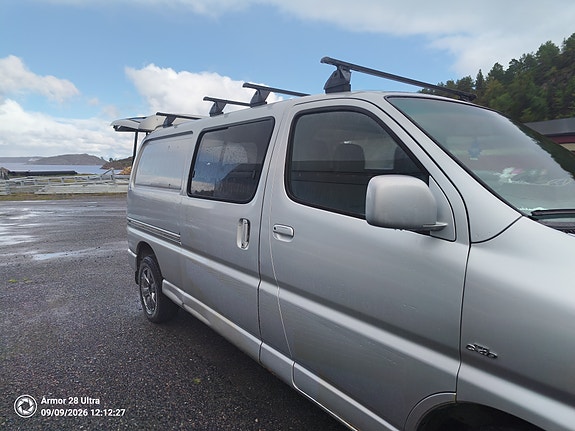 Toyota HiAce 3 of 22
