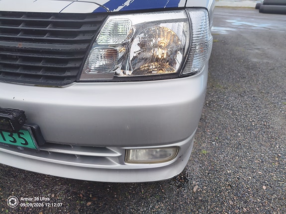 Toyota HiAce 8 of 22