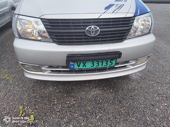 Toyota HiAce 7 of 22