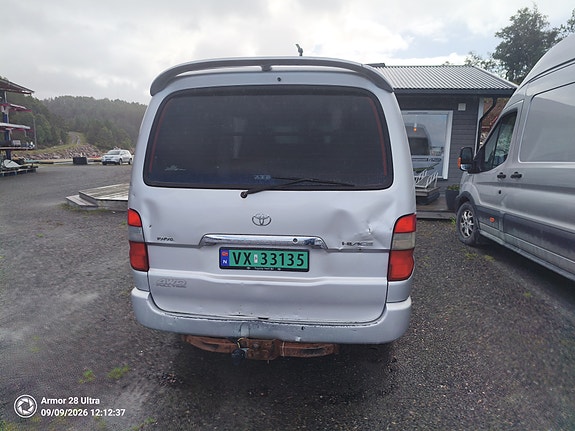 Toyota HiAce 6 of 22