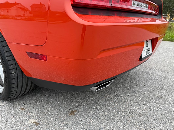 Dodge Challenger 9 of 29