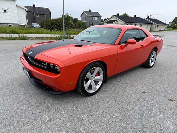 Dodge Challenger 3 of 29